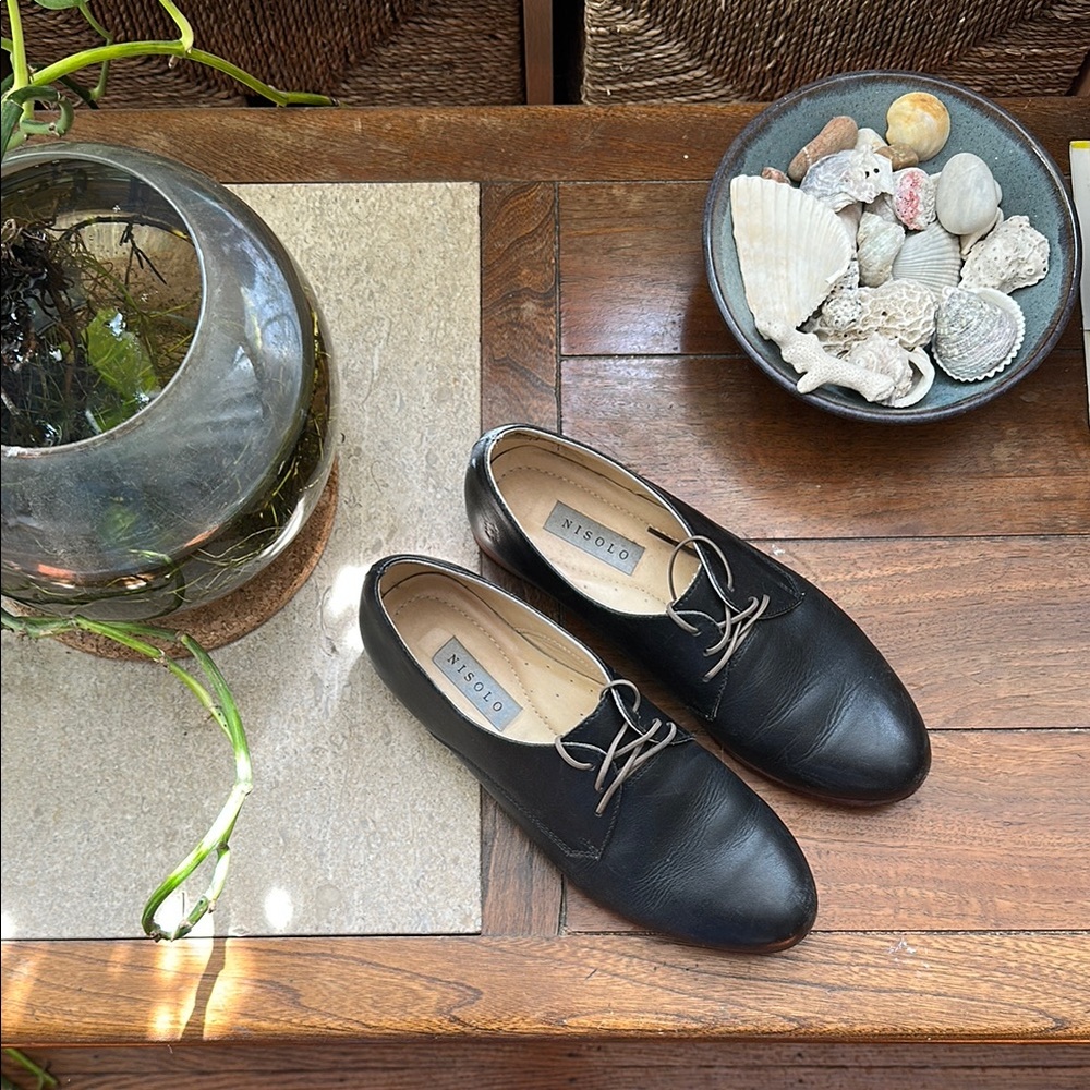Nisolo Oxfords in black leather size 8.5